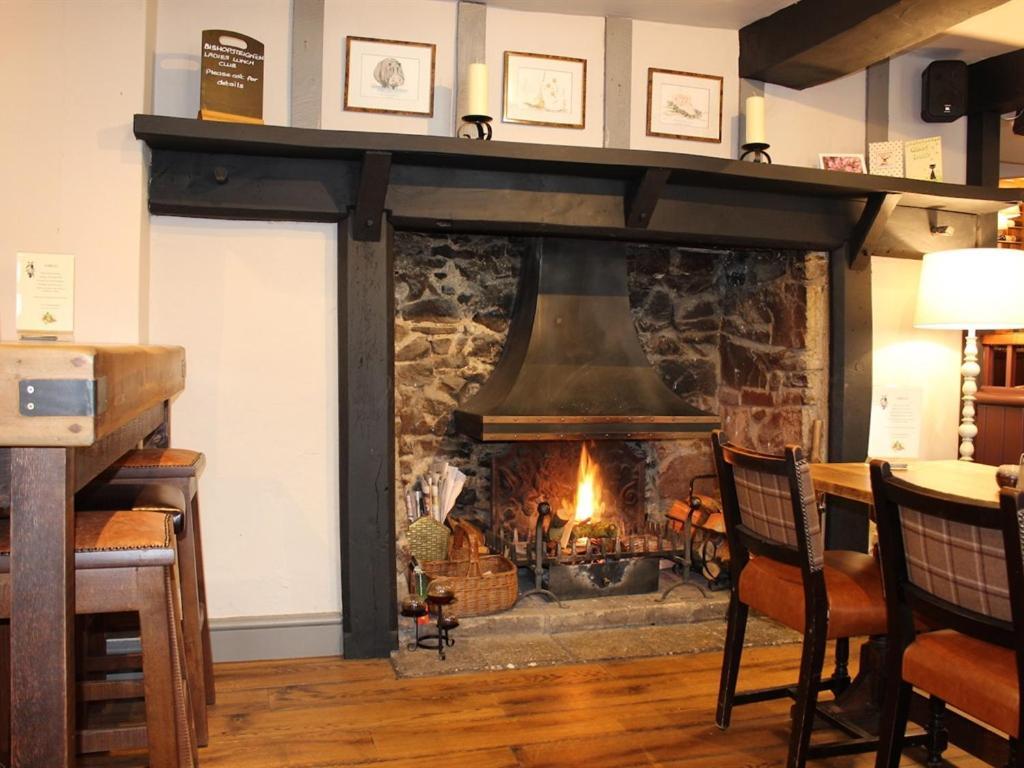 Cockhaven Arms Hotel Bishopsteignton Buitenkant foto