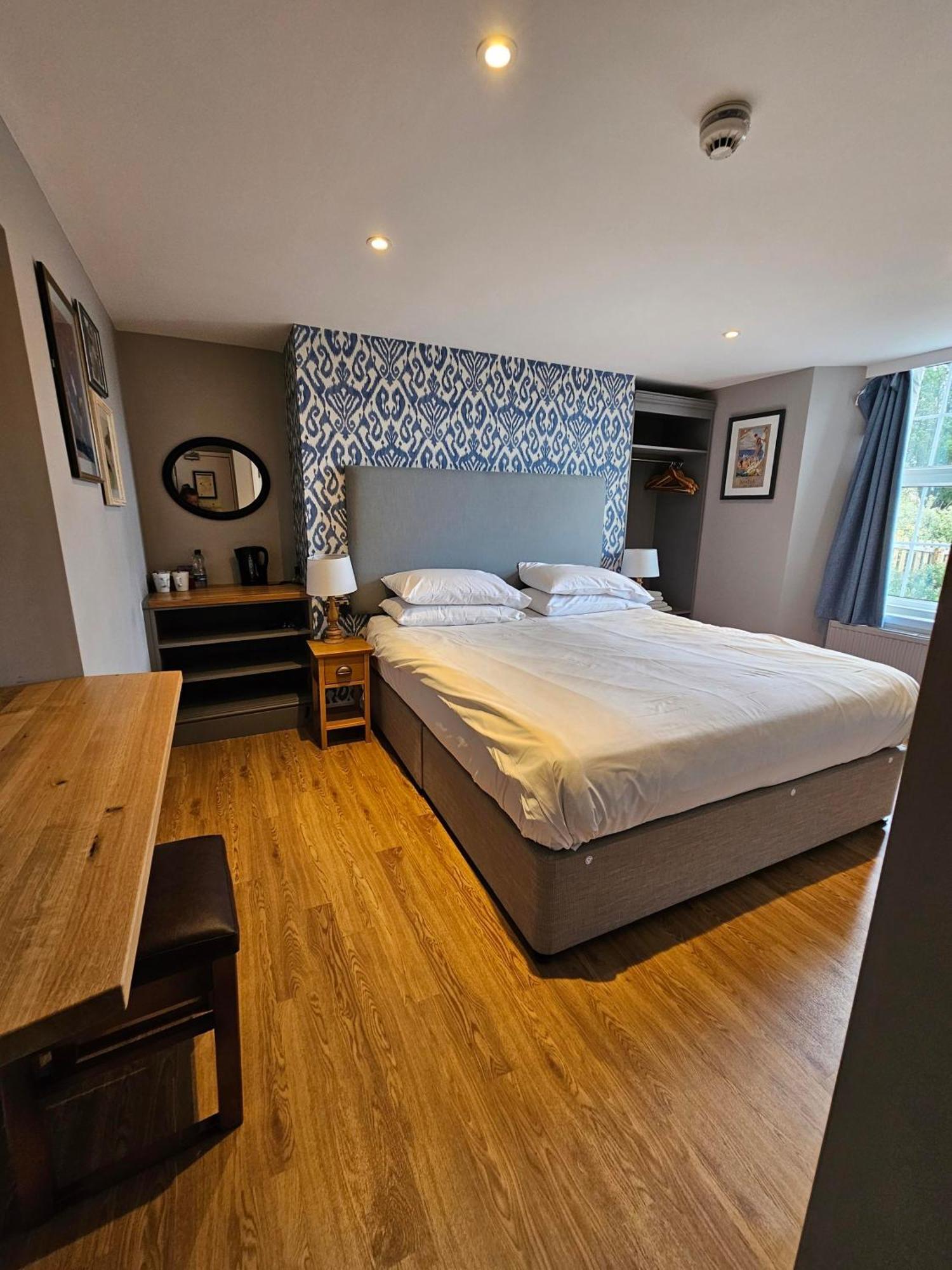 Cockhaven Arms Hotel Bishopsteignton Buitenkant foto